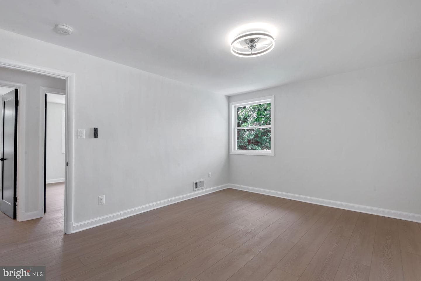 5410 Old Branch Avenue photo 34