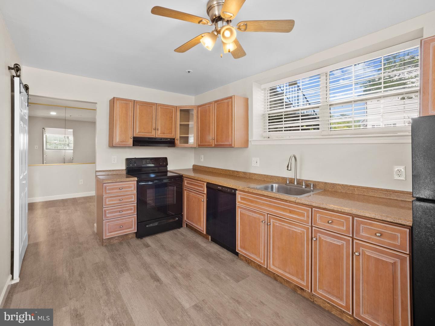 6771 Milltown Court photo 8