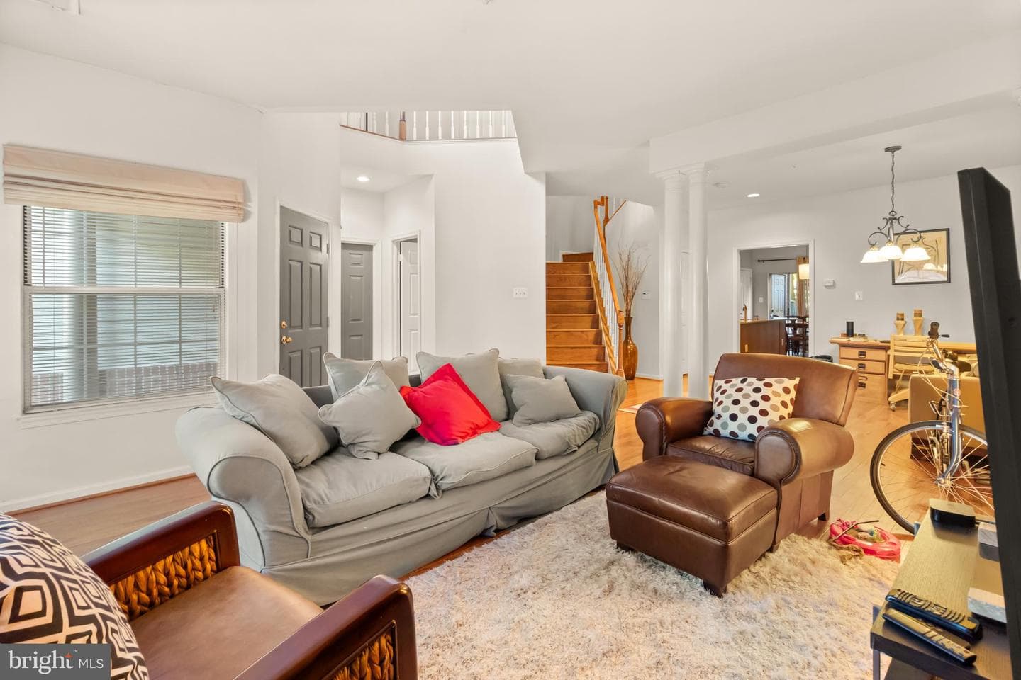 16113 Parklawn Place photo 10