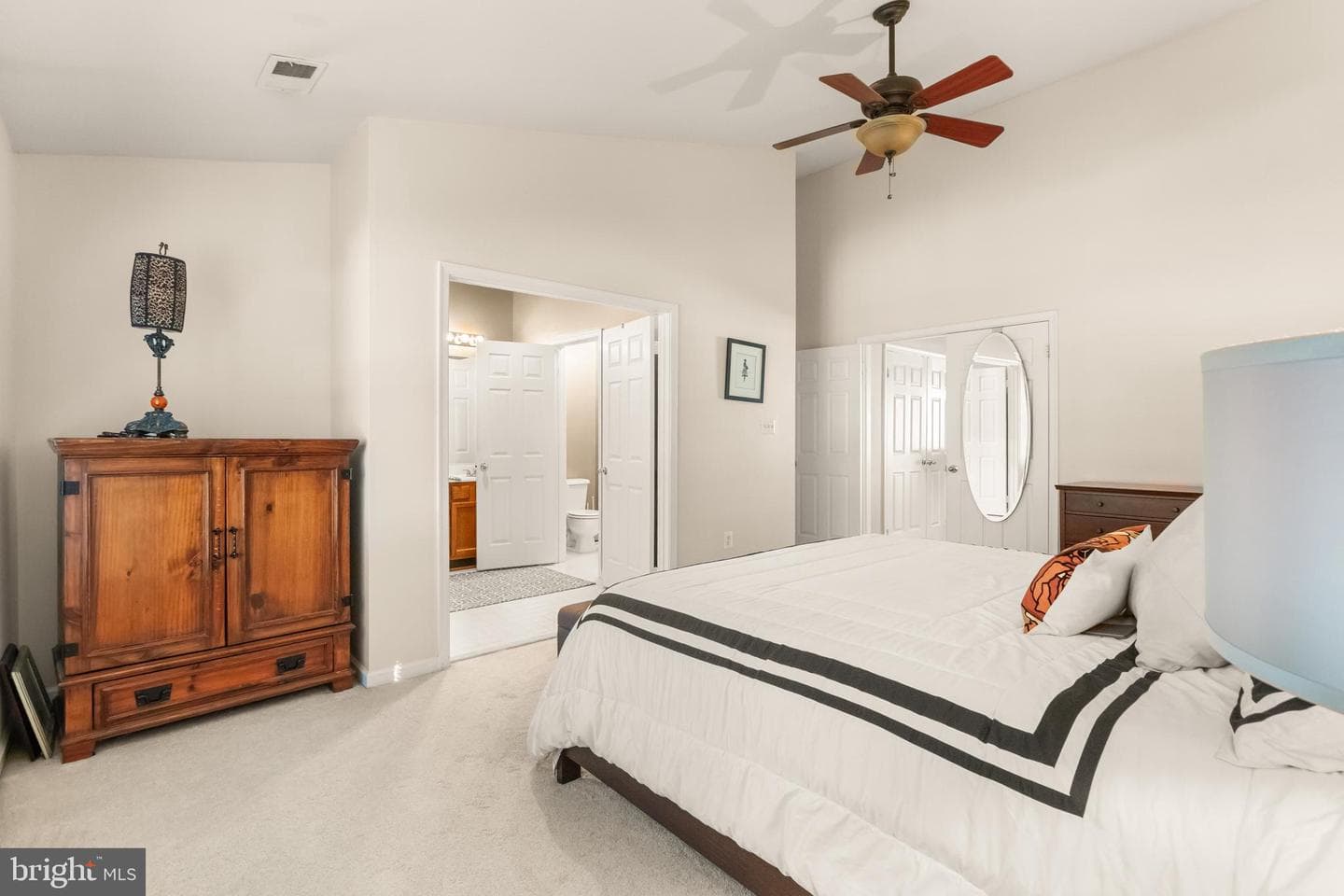 16113 Parklawn Place photo 28