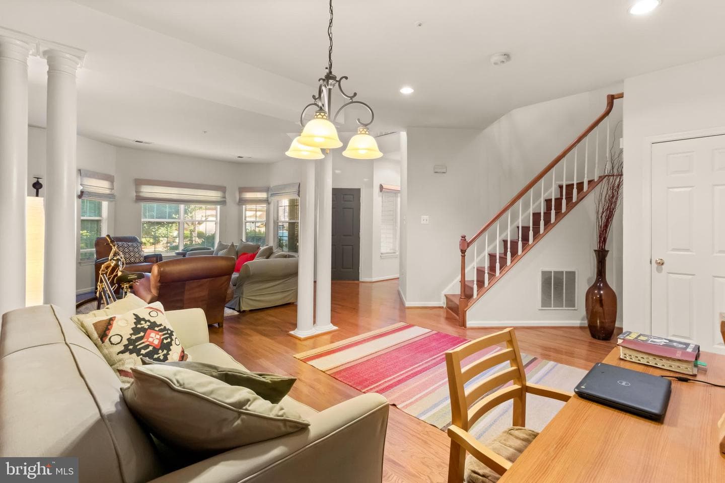 16113 Parklawn Place photo 9