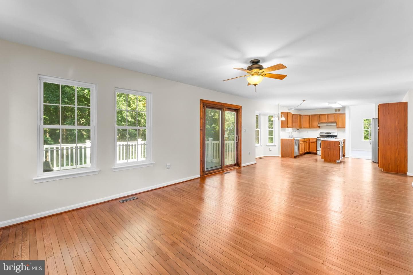 6425 Gwinnett Lane photo 17