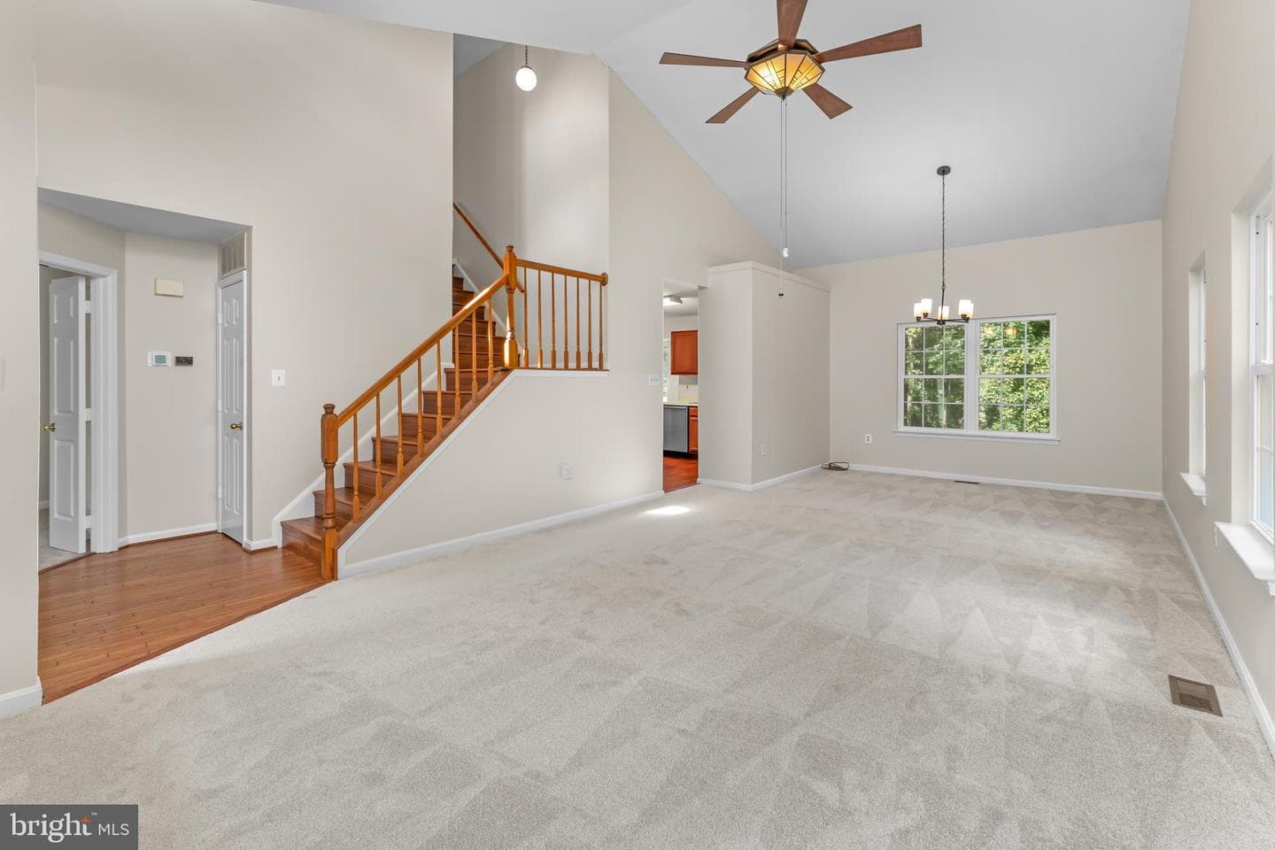 6425 Gwinnett Lane photo 8