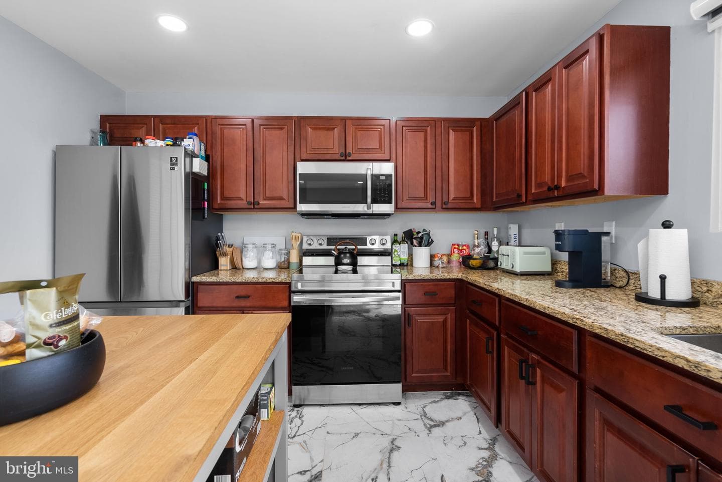 15811 Perkins Lane photo 14
