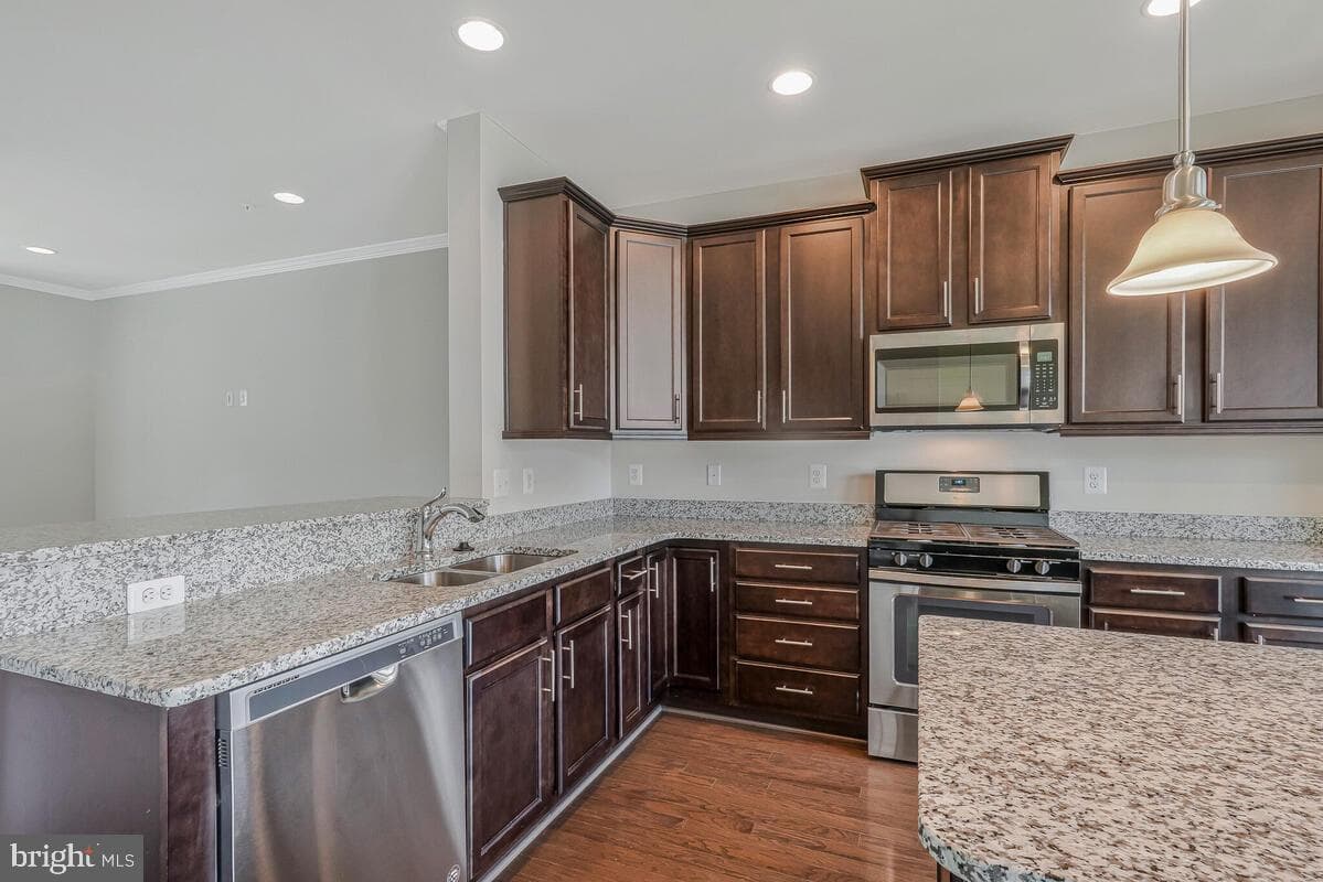 8603 Sweet Rose Court photo 11