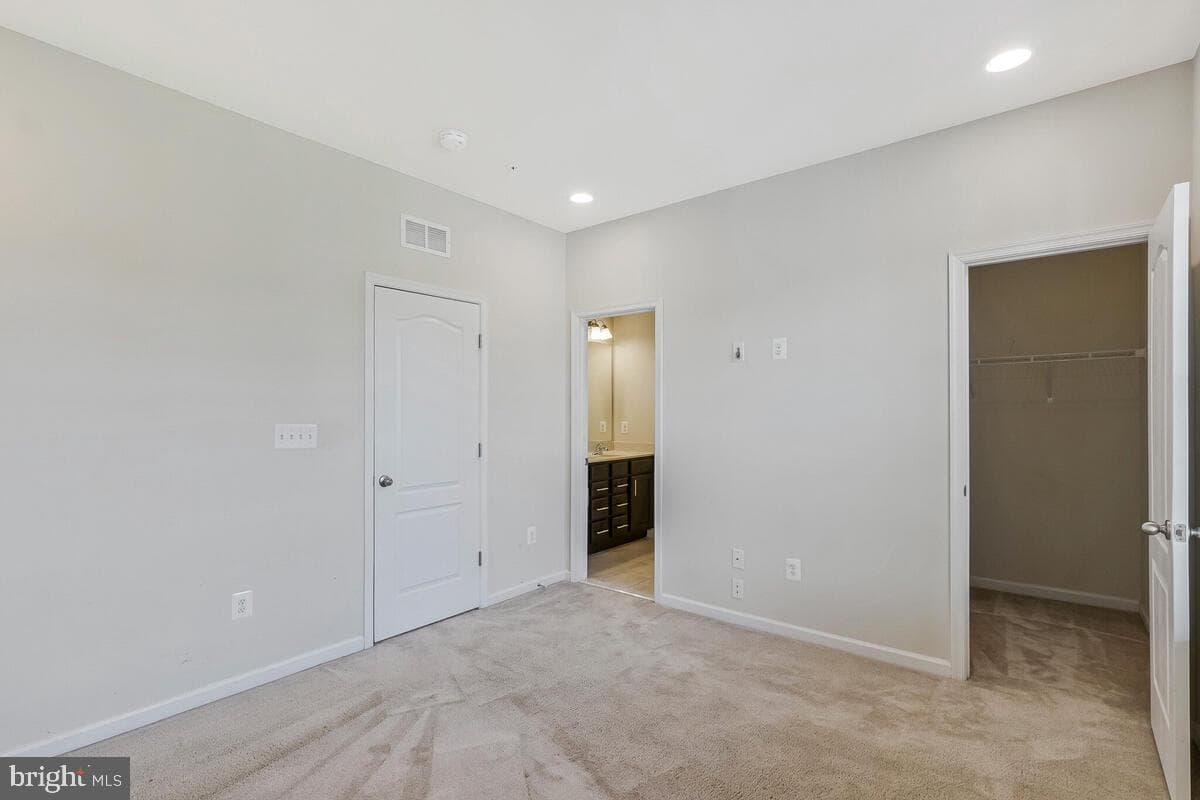 8603 Sweet Rose Court photo 17