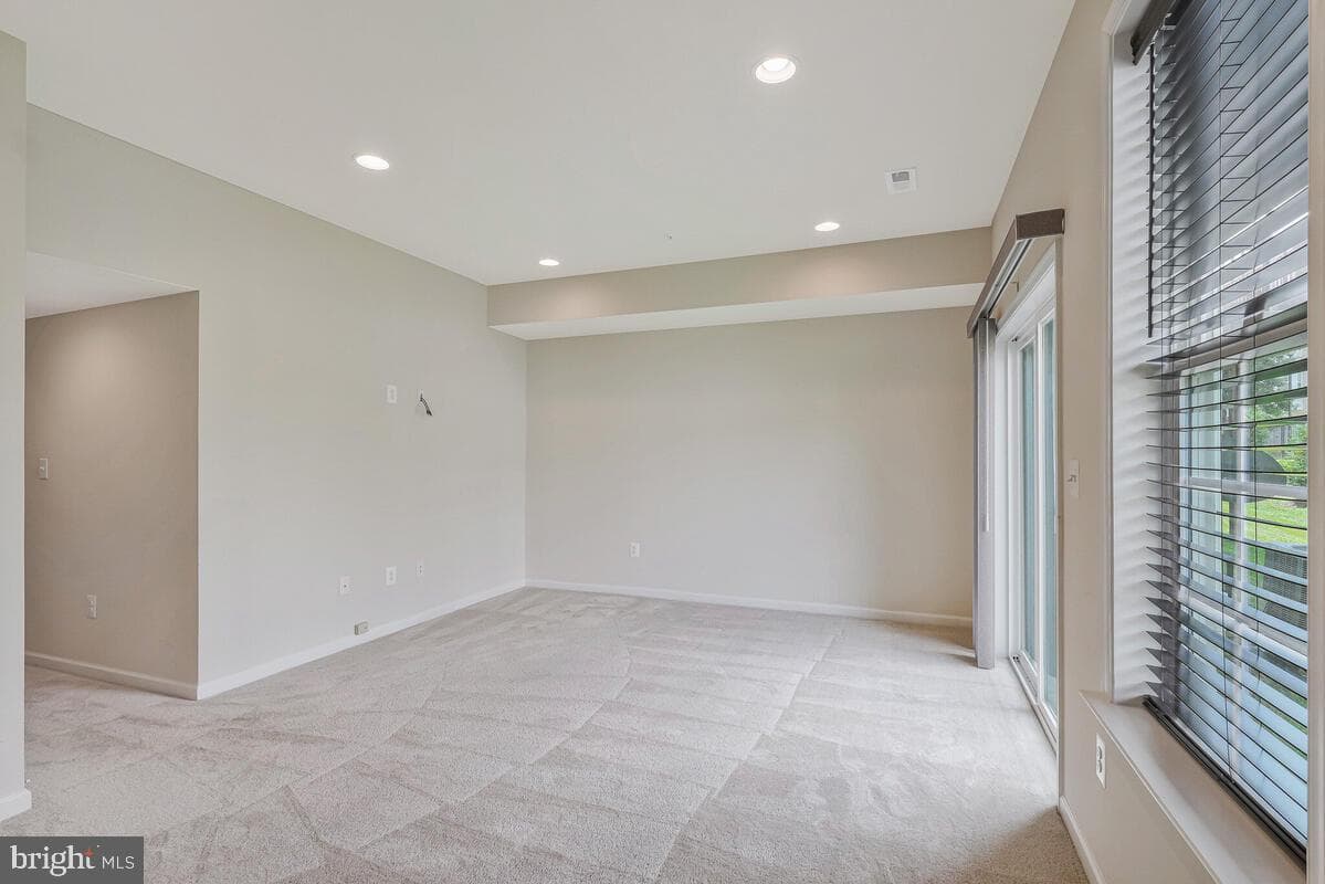 8603 Sweet Rose Court photo 6