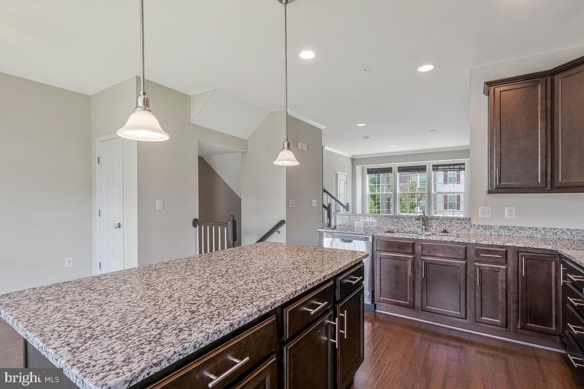 8603 Sweet Rose Court photo 9