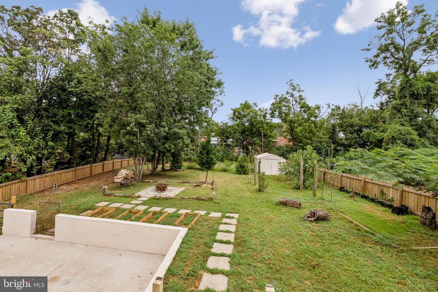 1527 Beaver Heights Lane photo 32