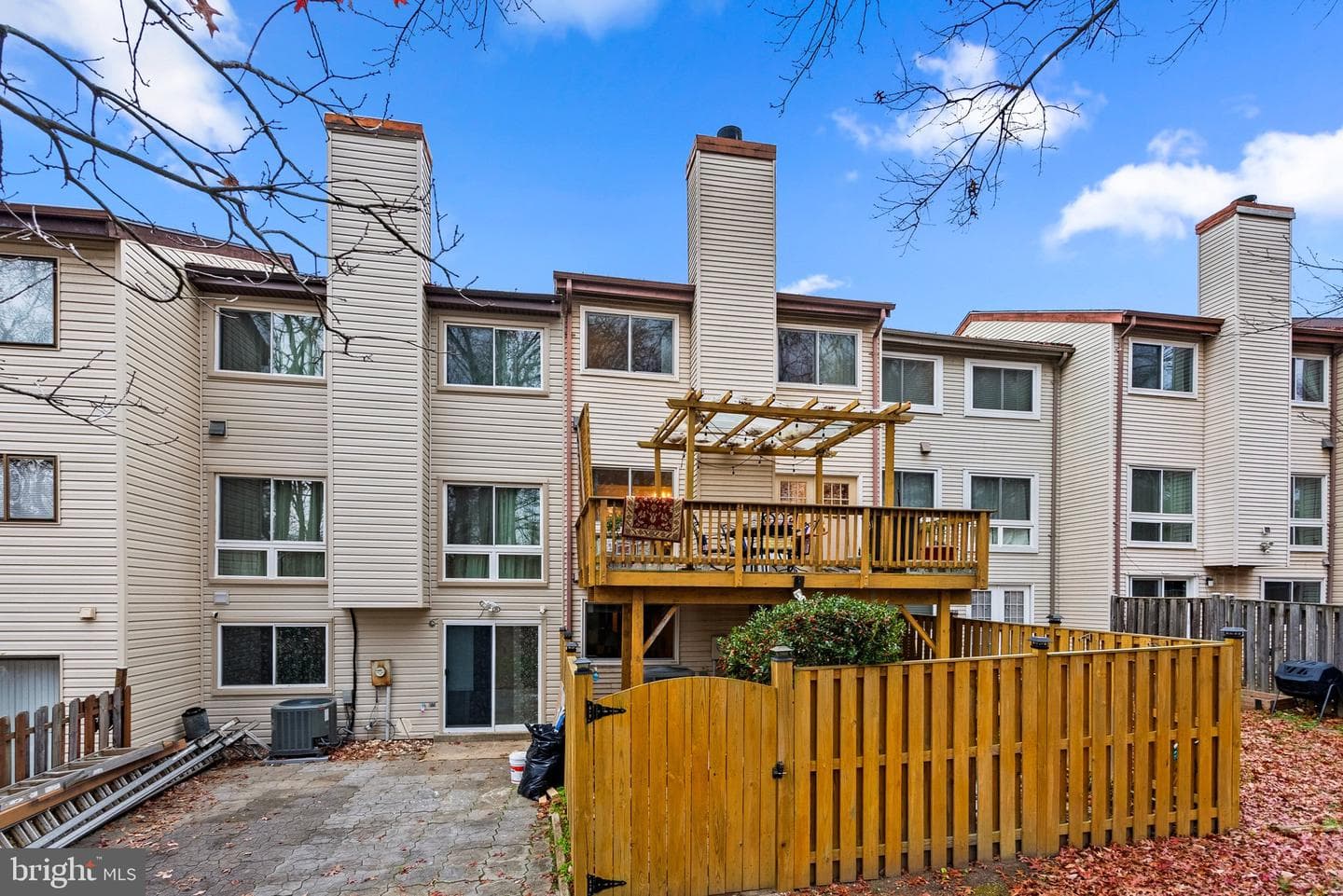 8111 Bird Lane photo 36