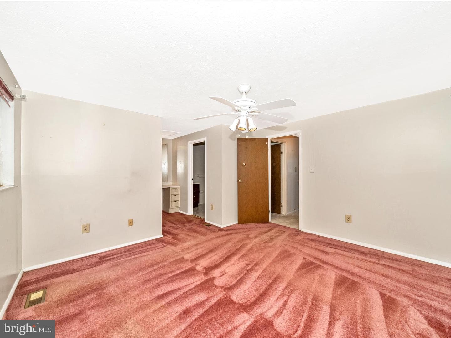 378 Possum Court photo 12