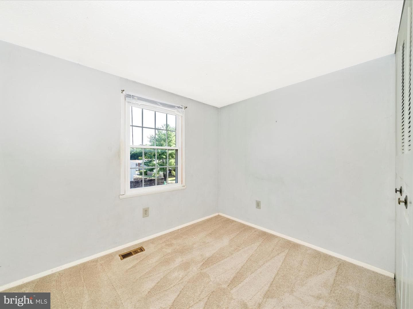 378 Possum Court photo 19