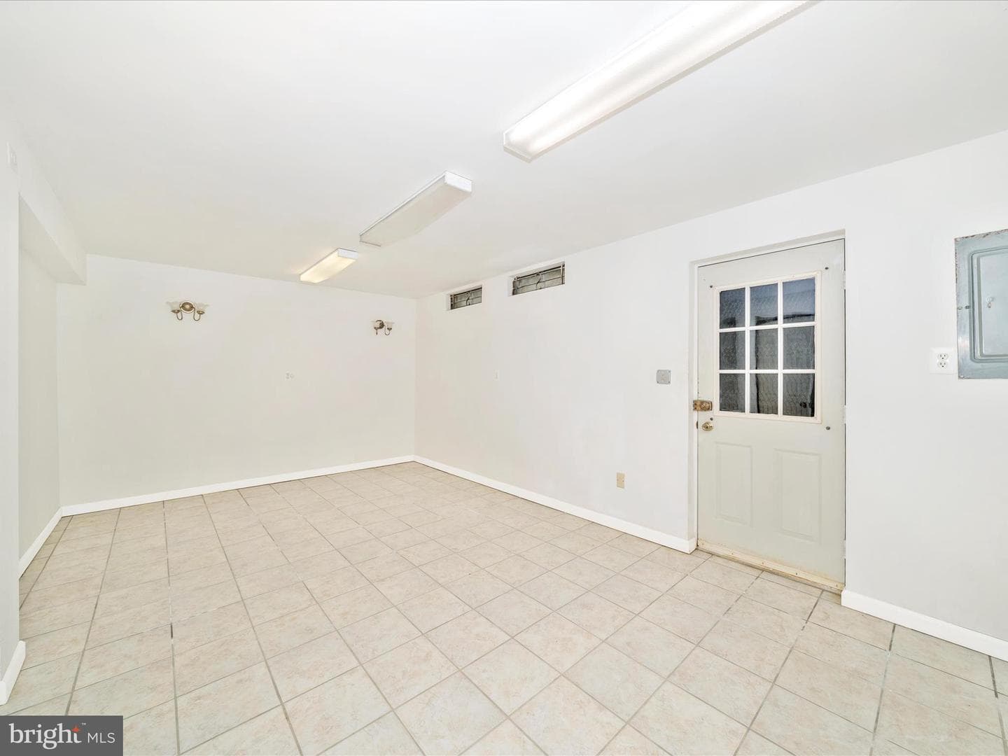 378 Possum Court photo 24