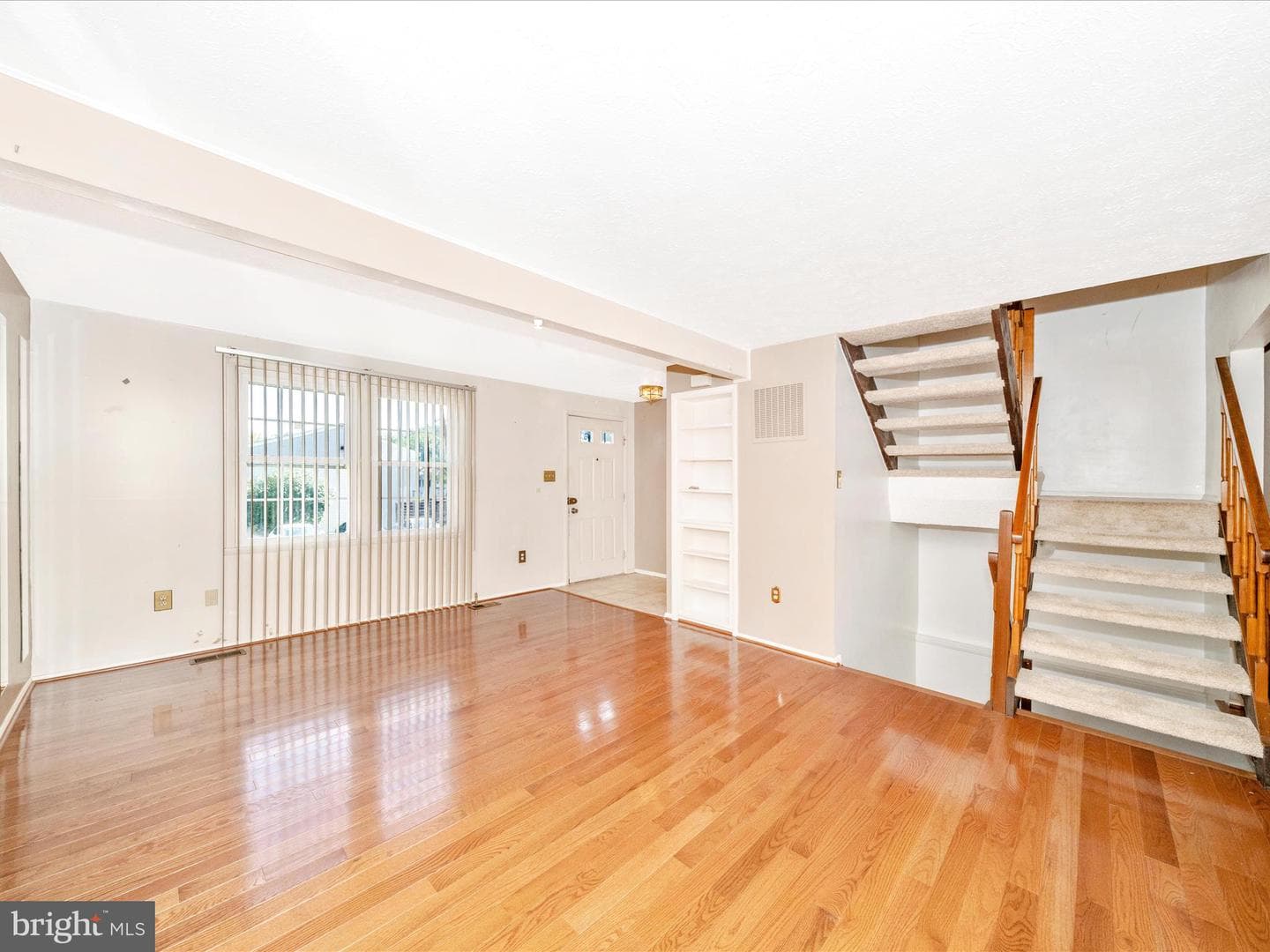 378 Possum Court photo 4