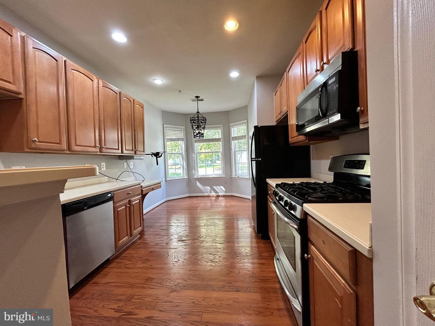 303 Dunnville Place photo 8