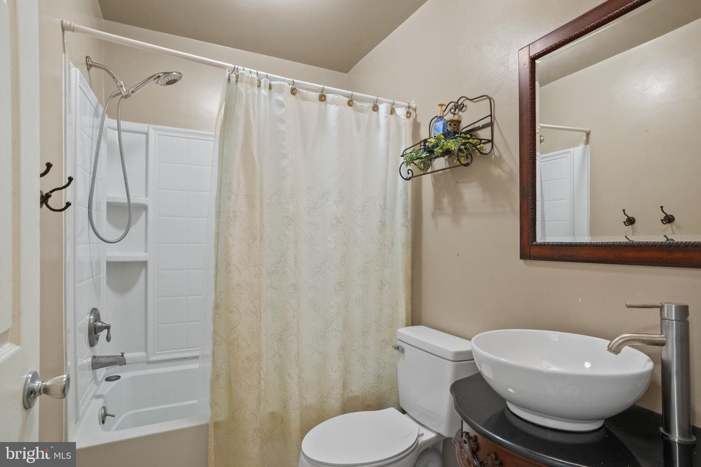 8703 Montpelier Drive photo 17