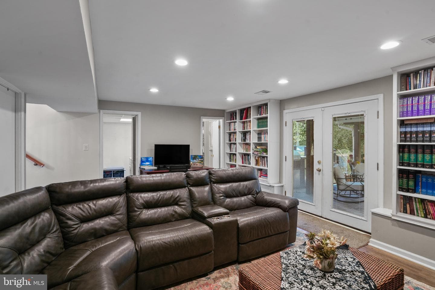 8703 Montpelier Drive photo 18