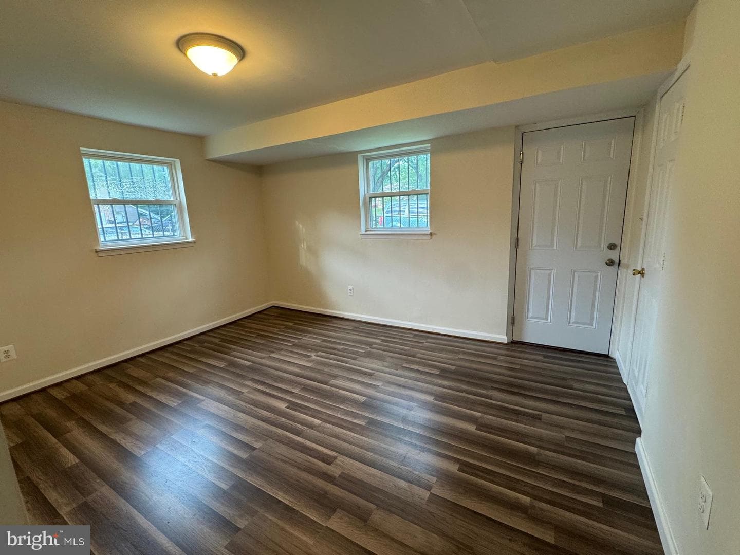 1408 Shady Glen Drive photo 3