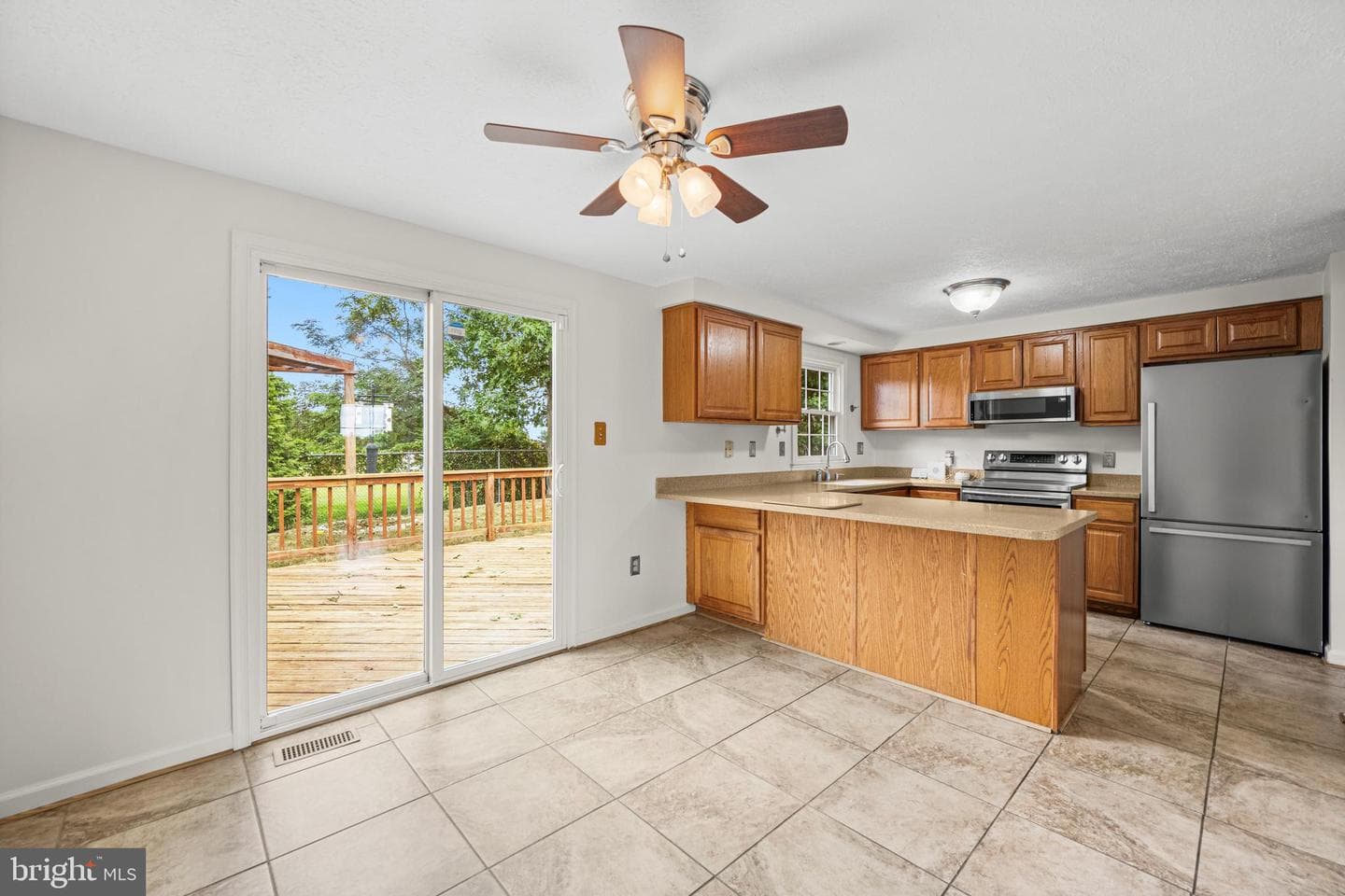 13216 Golden Oak Drive photo 12