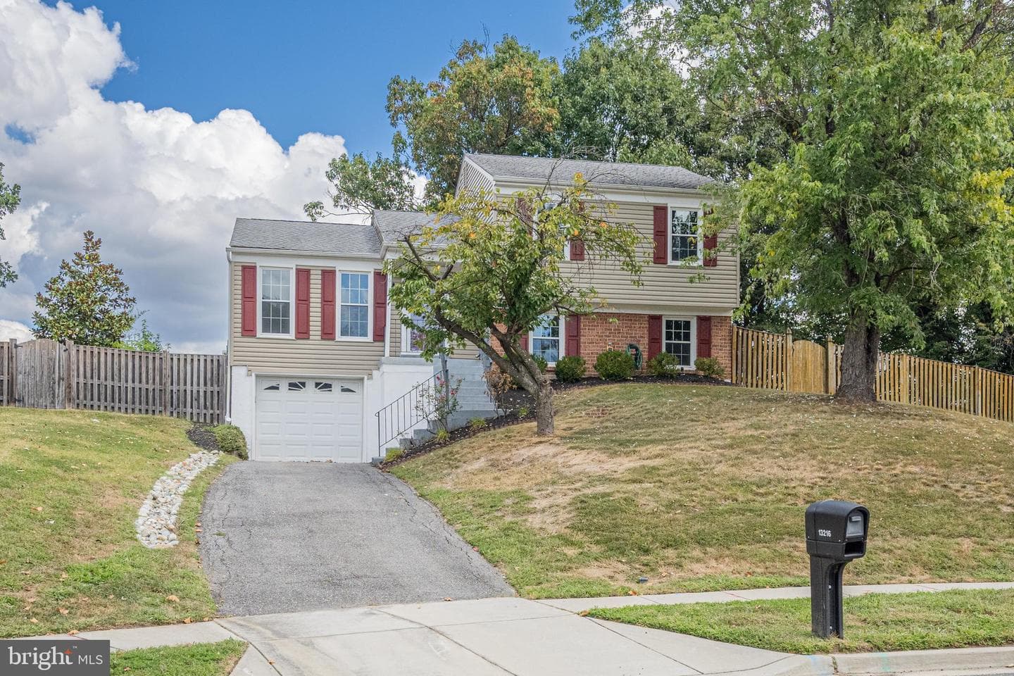 13216 Golden Oak Drive photo 5