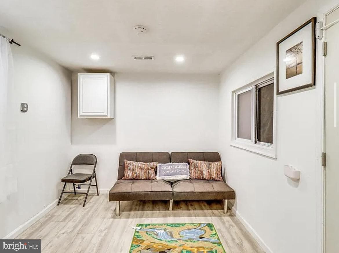 4108 Lyons Street photo 18