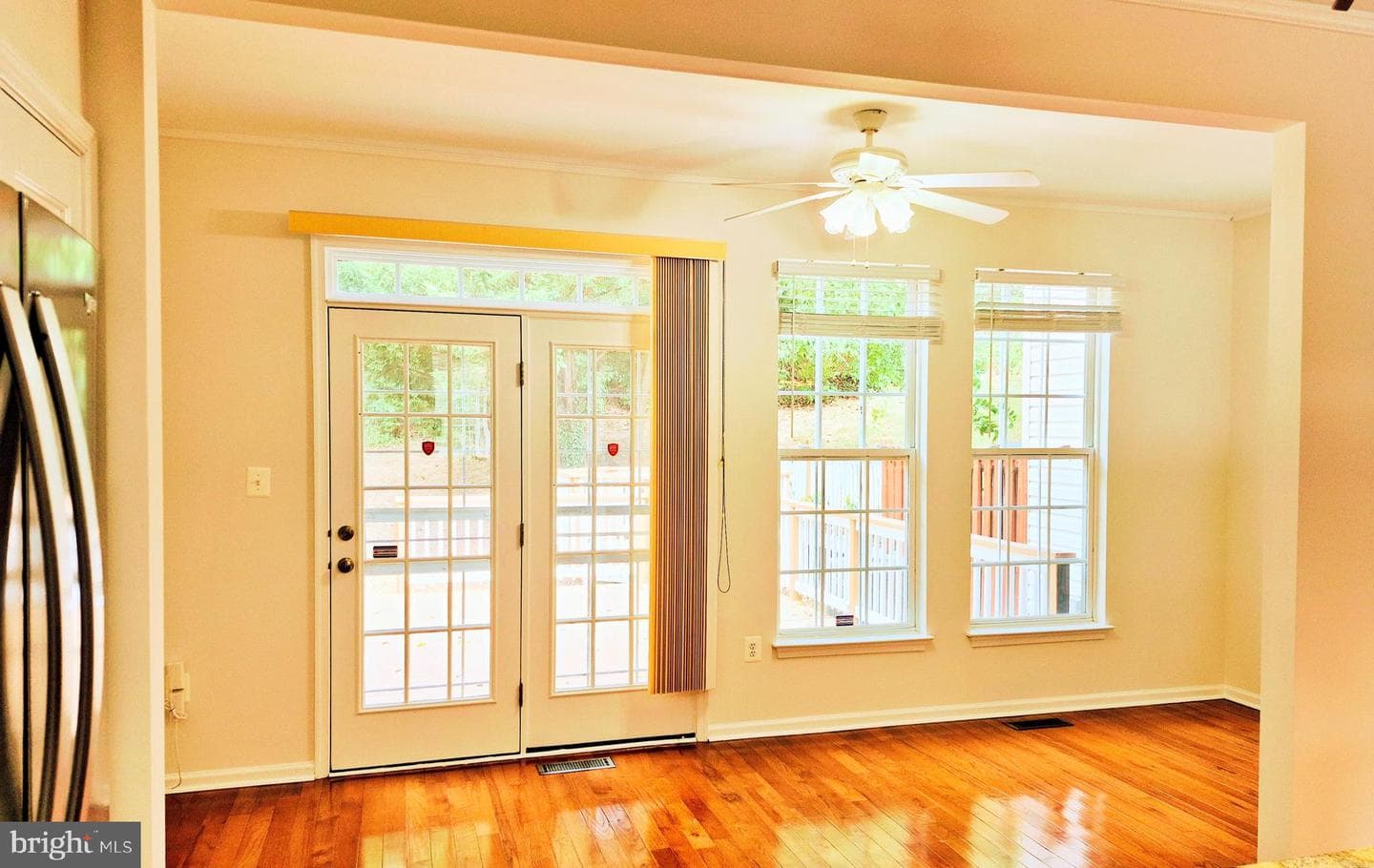 6404 Landing Way photo 3
