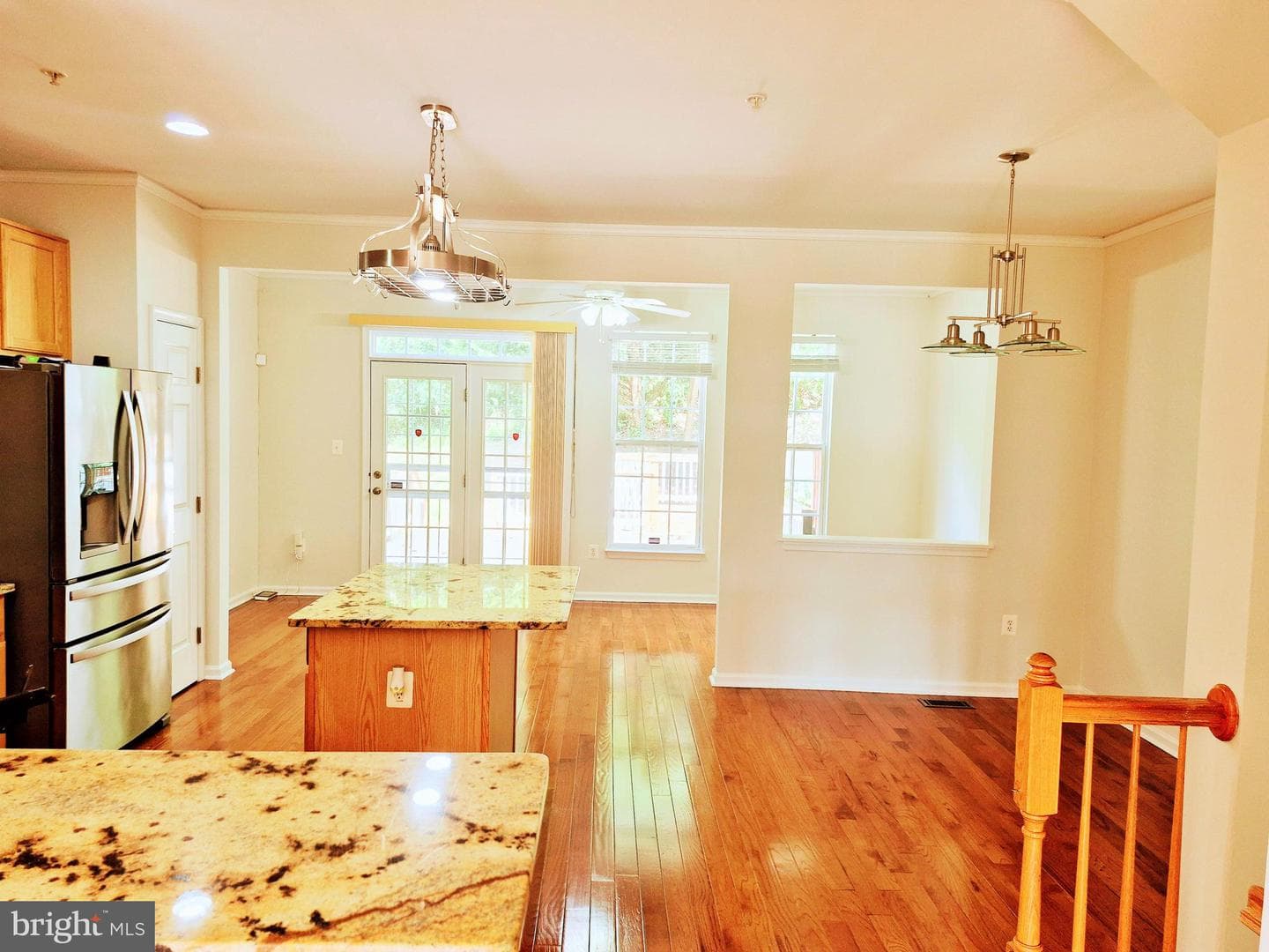 6404 Landing Way photo 4