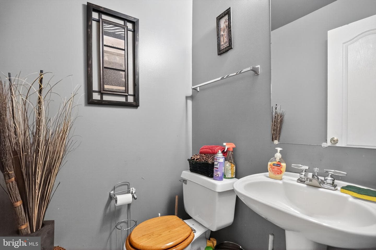 6807 Holly Berry Court photo 6