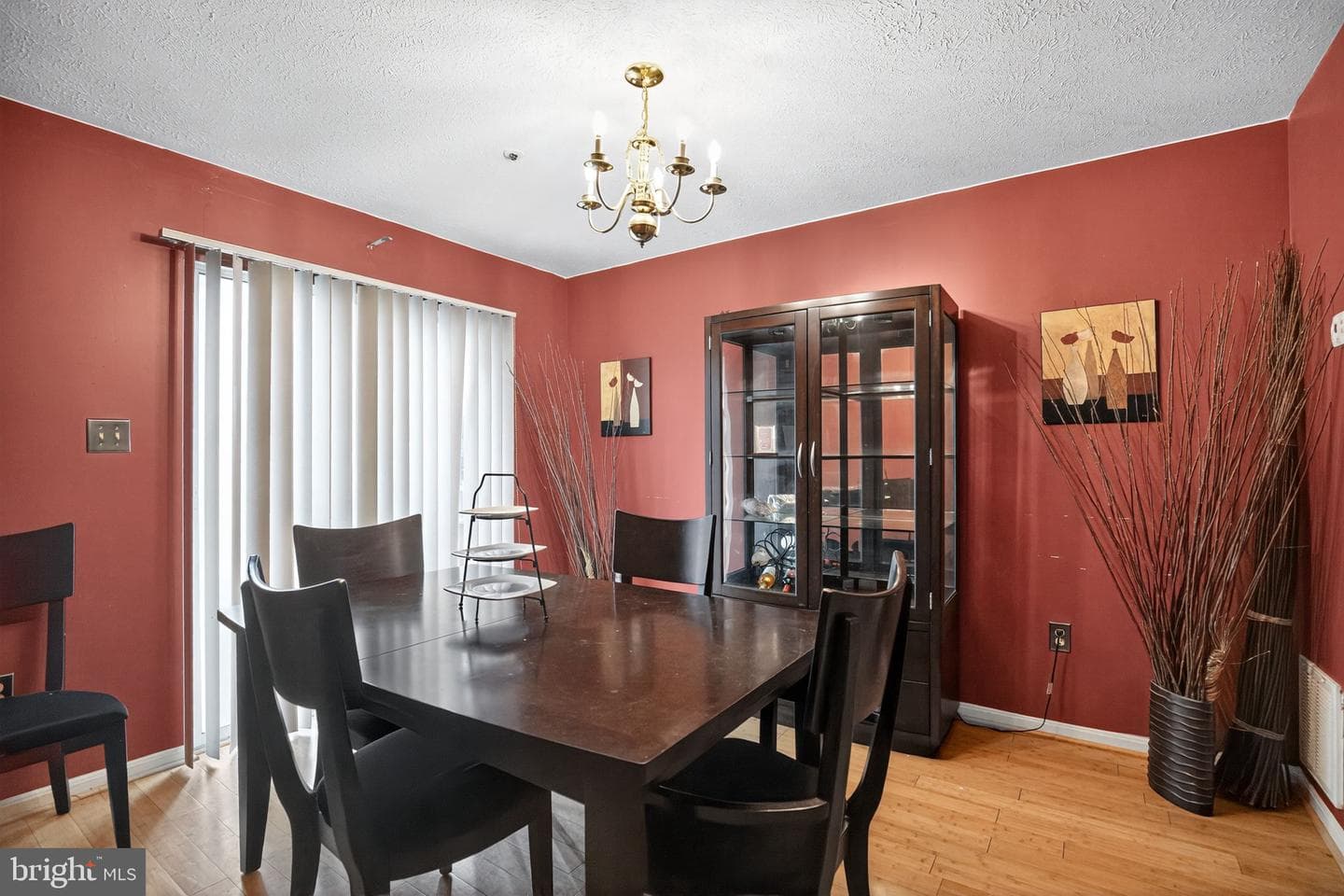 6807 Holly Berry Court photo 8