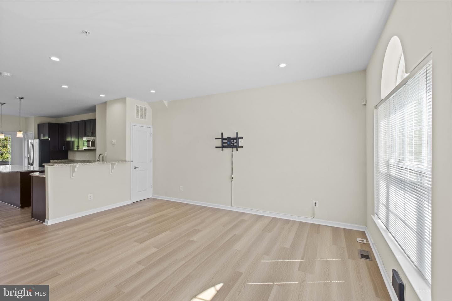 748 Maury Avenue photo 5