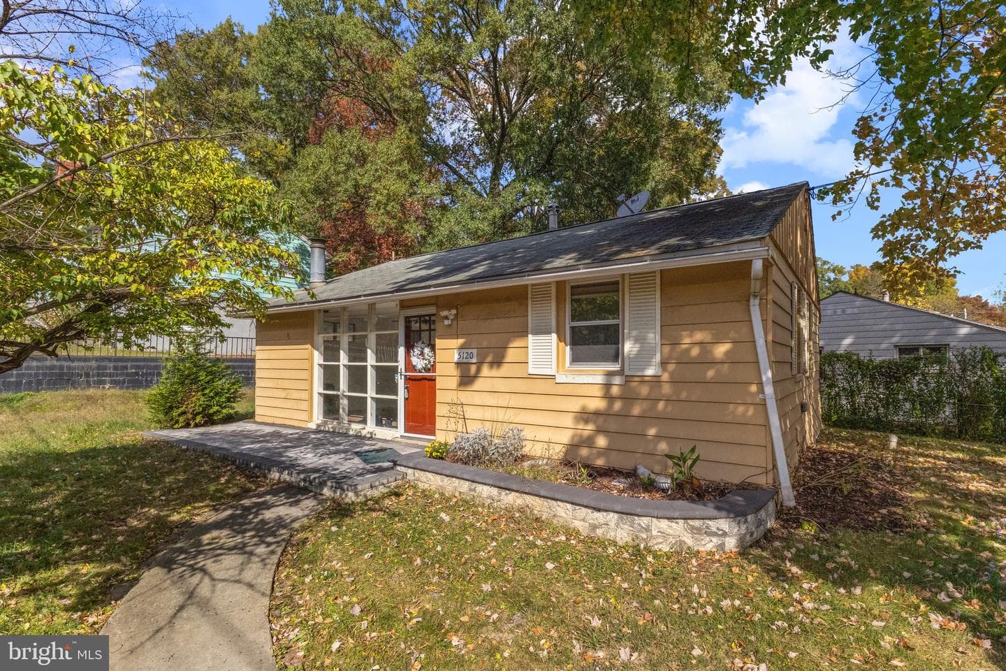 5120 Kenesaw Street photo 2