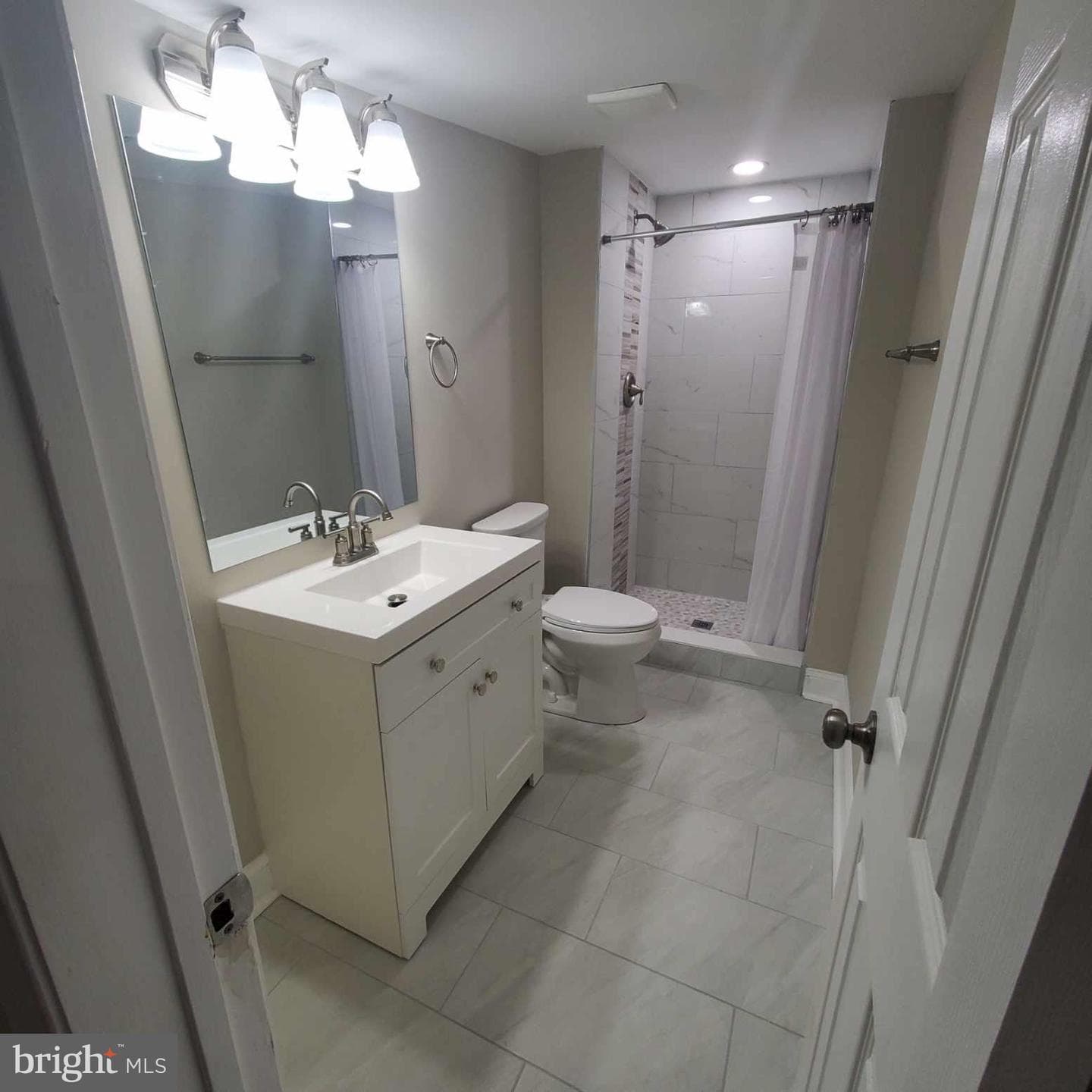 315 Bentwood Drive photo 25