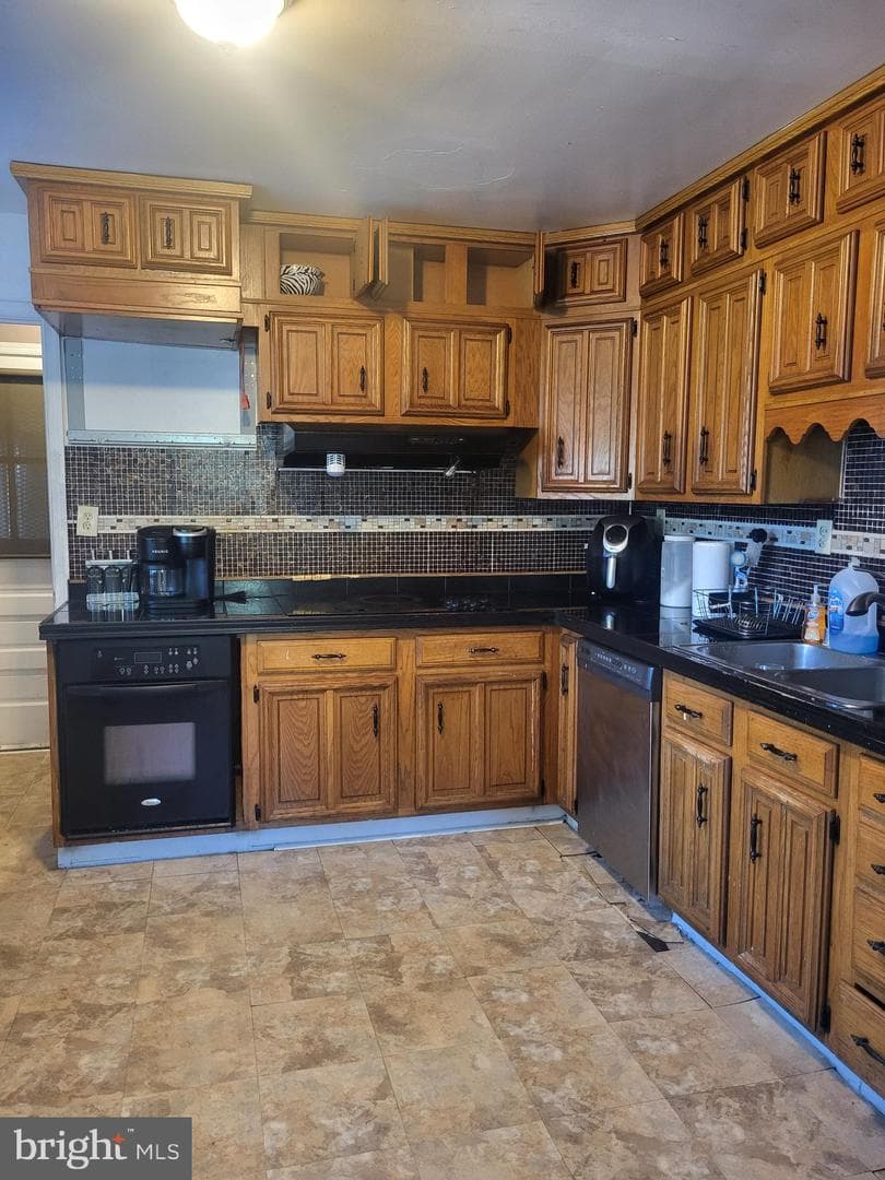 3505 Everest Drive photo 3