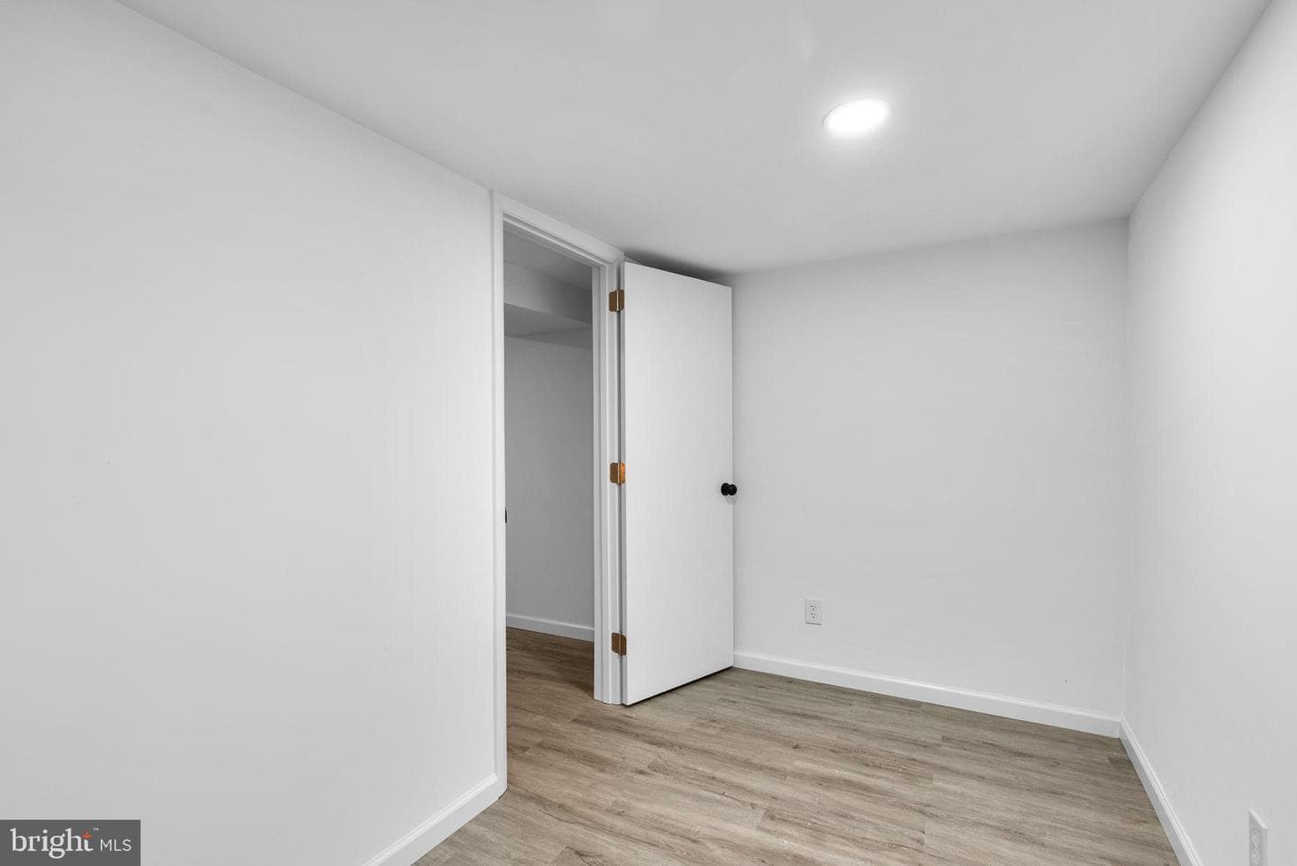 4000 Lawrence Street photo 34