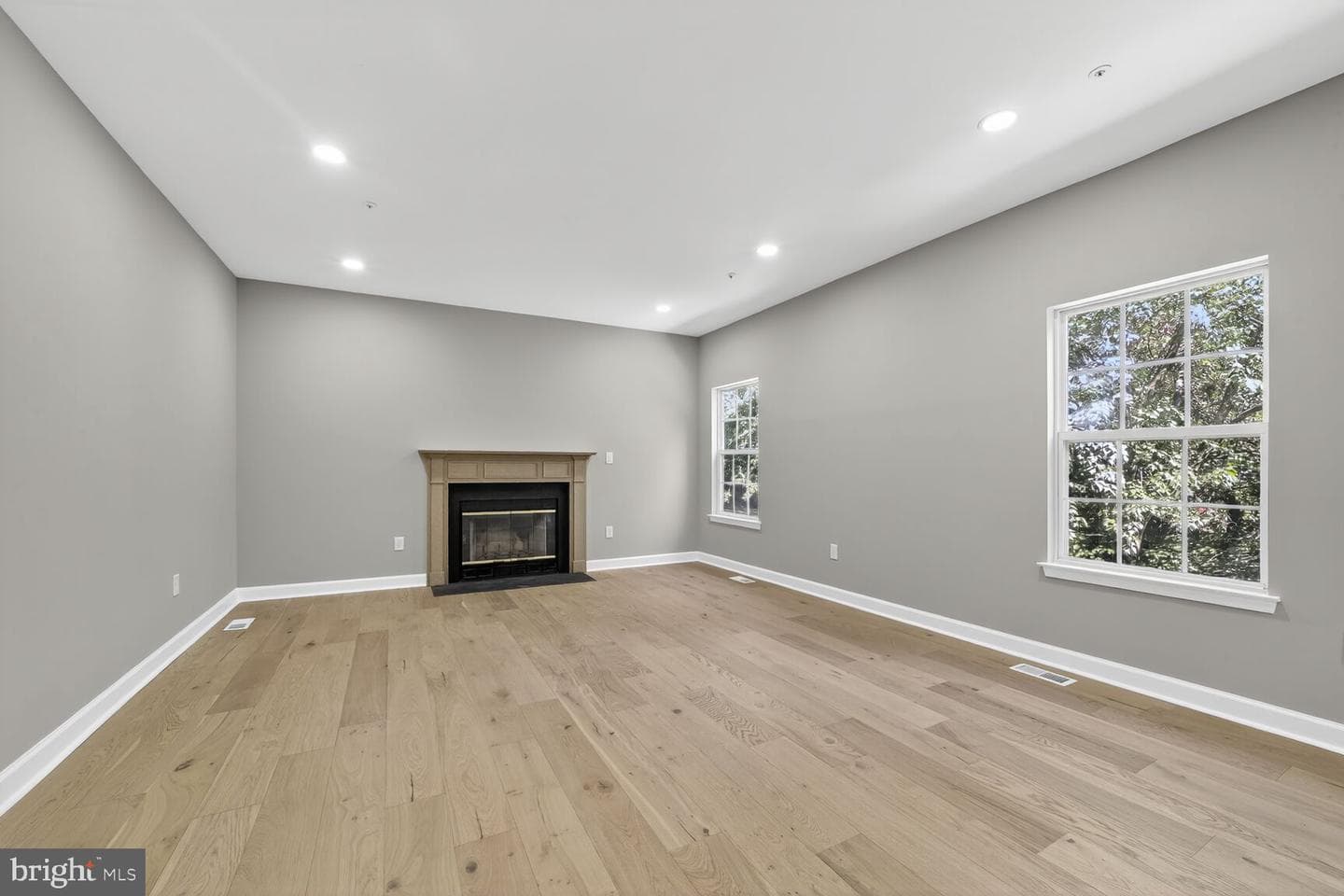 1015 Consideration Lane photo 7