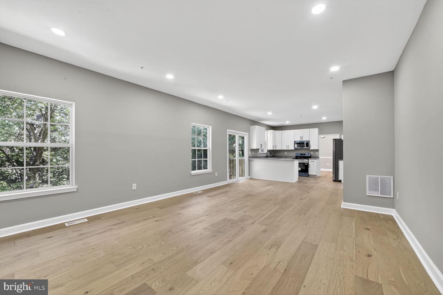 1015 Consideration Lane photo 8