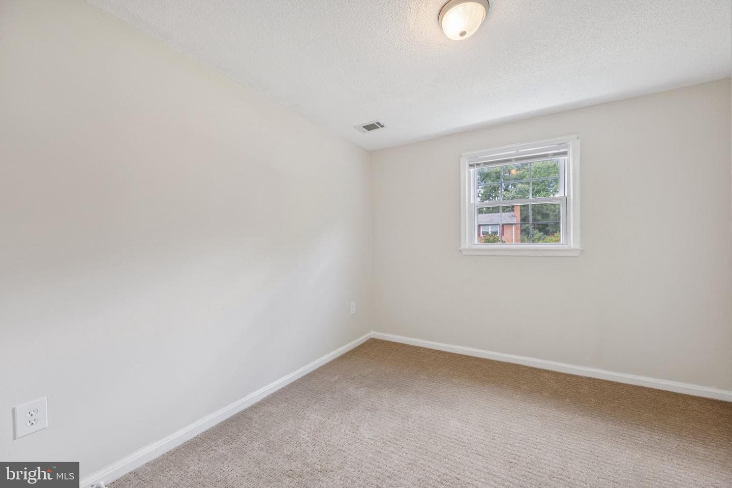 6109 Claridge Road photo 21