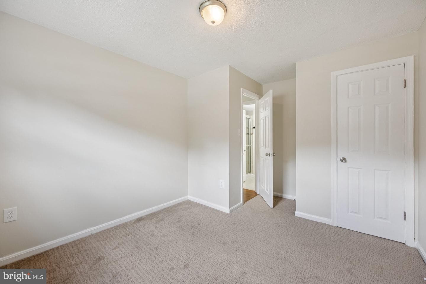 6109 Claridge Road photo 23