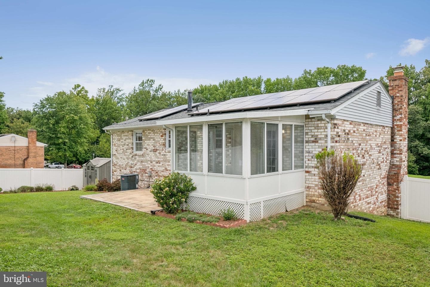 6109 Claridge Road photo 3