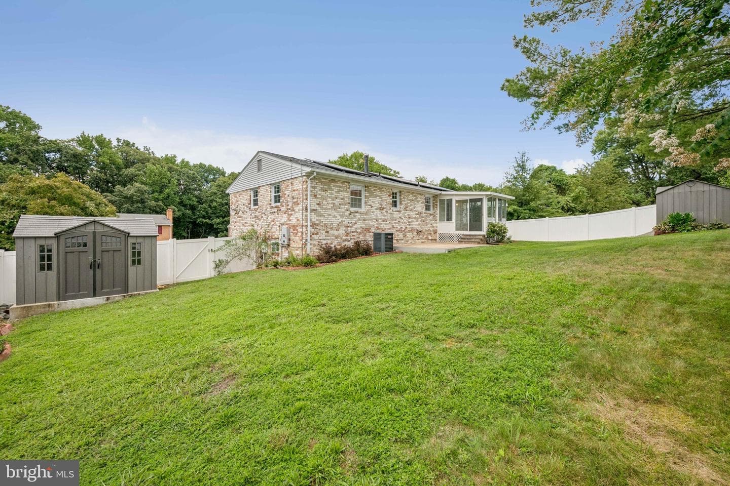 6109 Claridge Road photo 33