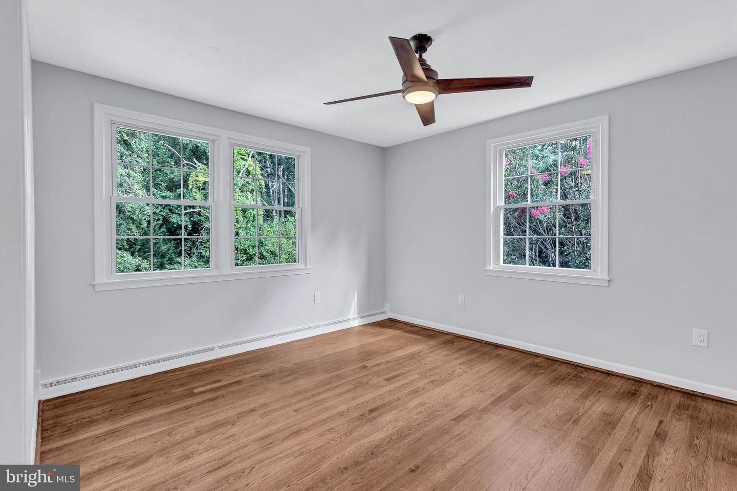15903 Sherwood Avenue photo 25
