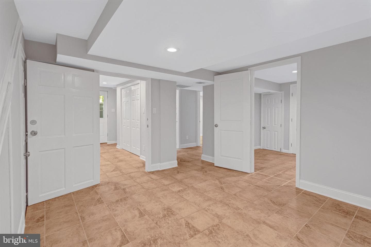 15903 Sherwood Avenue photo 27