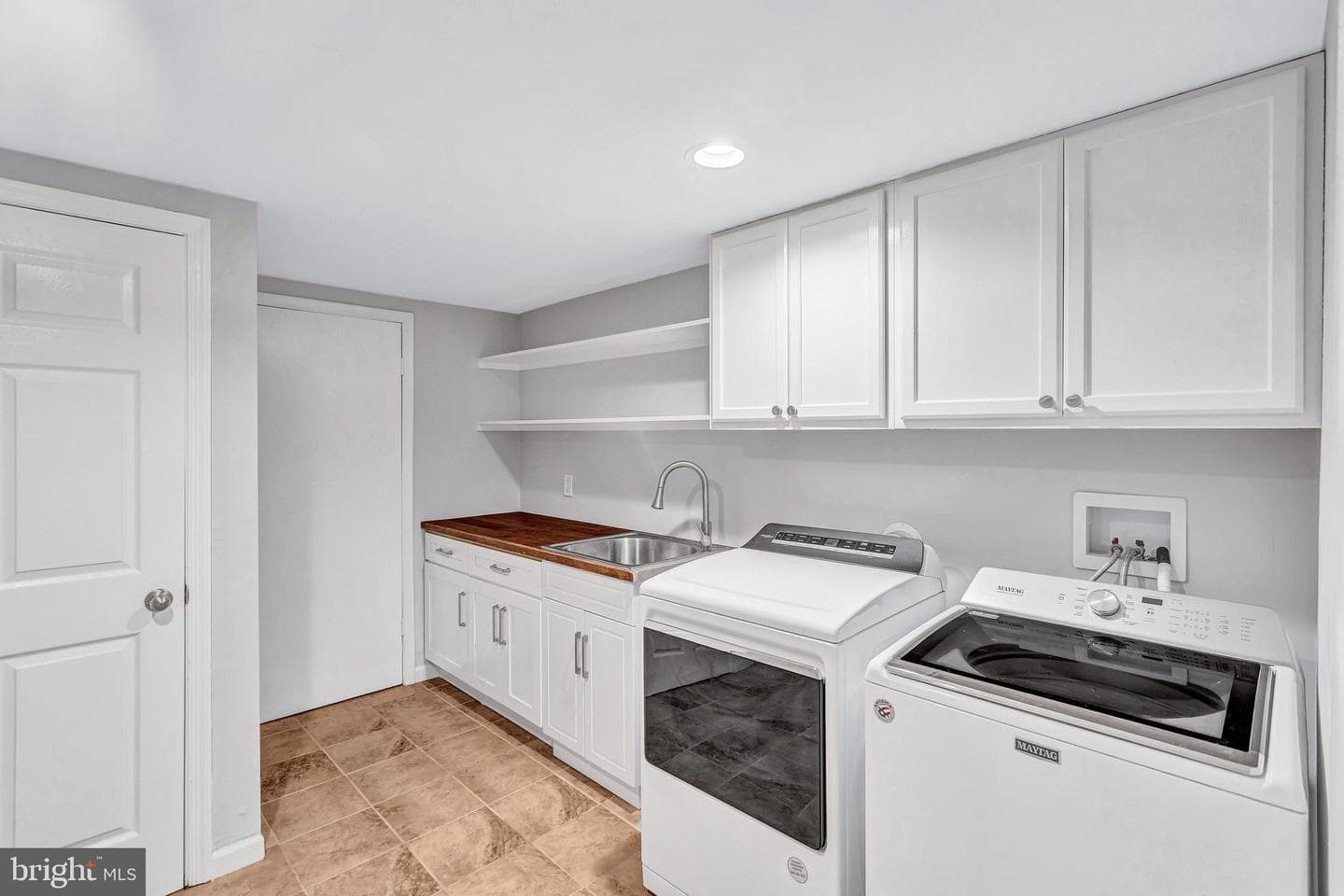 15903 Sherwood Avenue photo 29