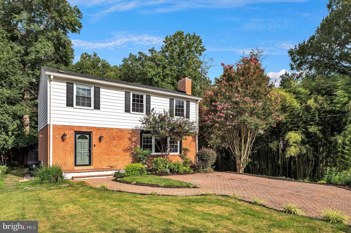 15903 Sherwood Avenue photo 3