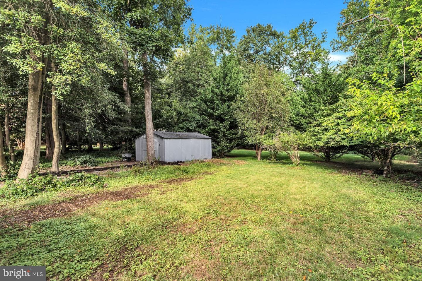 15903 Sherwood Avenue photo 36