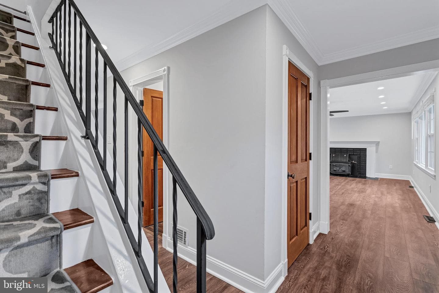15903 Sherwood Avenue photo 4