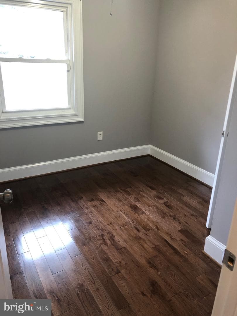 744 Carson Avenue photo 4
