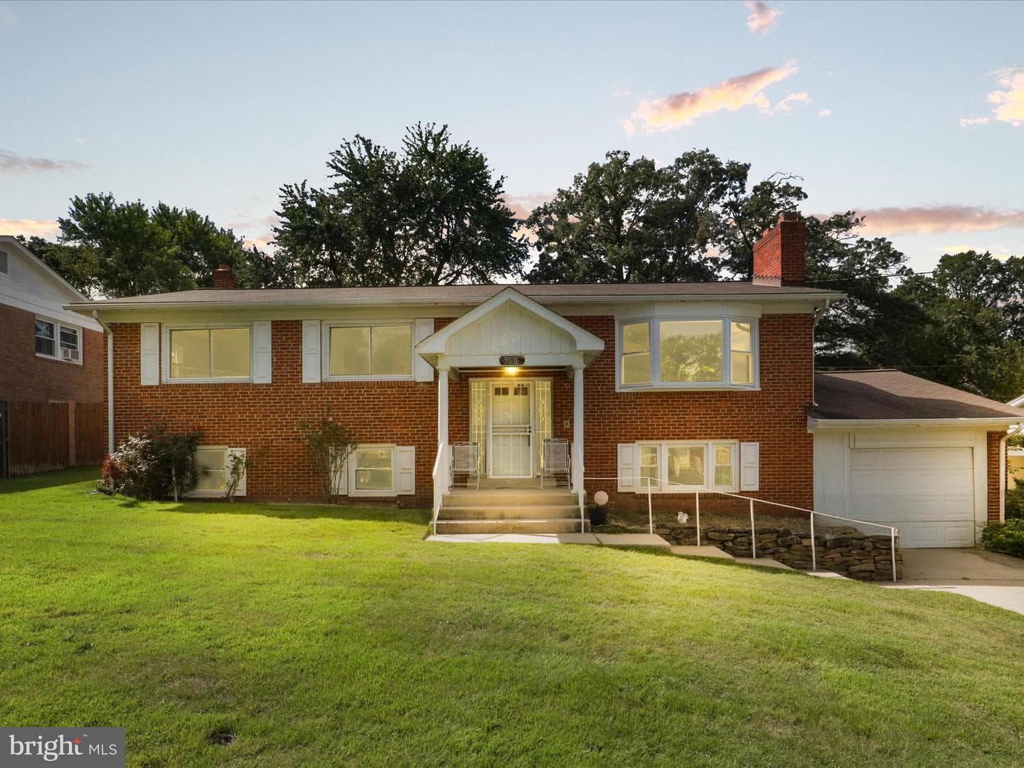 9605 Beverly Avenue photo 1