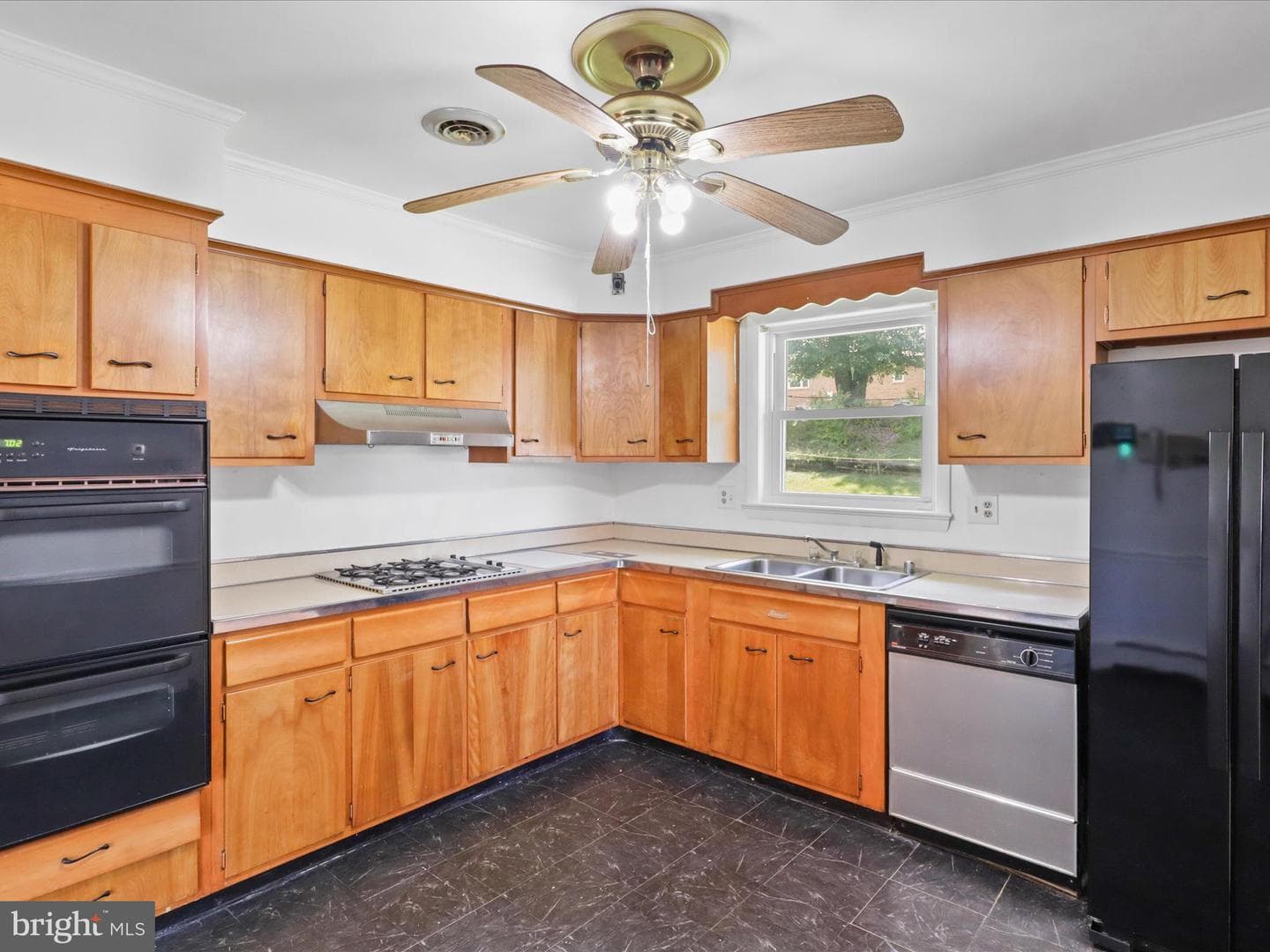 9605 Beverly Avenue photo 13