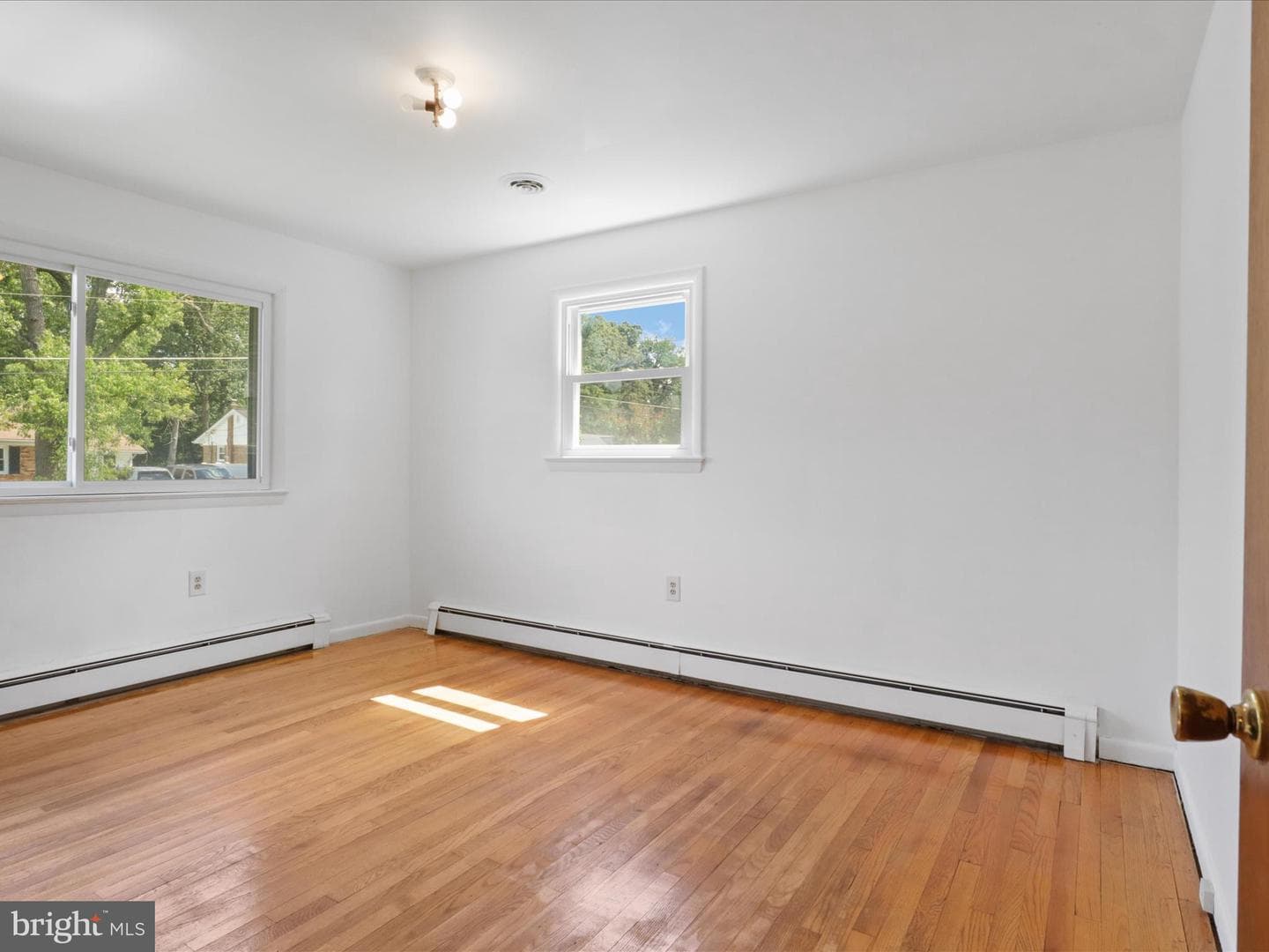 9605 Beverly Avenue photo 19